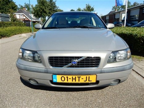 Volvo S60 - 2.4 170PK AUT Premium - 1