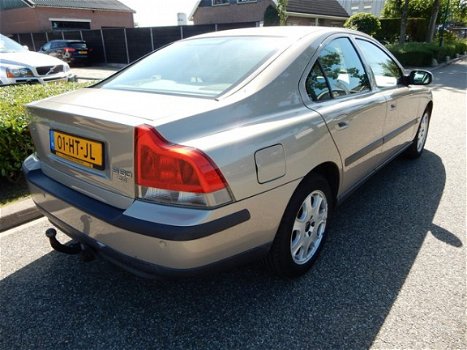 Volvo S60 - 2.4 170PK AUT Premium - 1