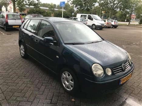 Volkswagen Polo - 1.4-16V Highline APK/AIRCO/5drs/elekt ramen/meeneemprijs - 1