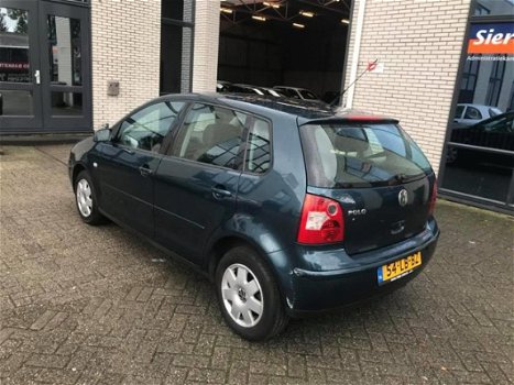 Volkswagen Polo - 1.4-16V Highline APK/AIRCO/5drs/elekt ramen/meeneemprijs - 1