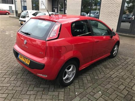 Fiat Punto Evo - 1.3 M-Jet Dynamic 1jaar apk/AIRCO/ NAP/ elek ramen/ ZEER NETTE AUTO - 1