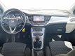 Opel Astra - 1.4 Business+ 150 pk Navigatie / AGR comfortstoelen / Parkeersensoren voor + achter / D - 1 - Thumbnail