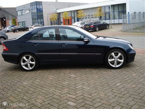 Mercedes-Benz C-klasse - 180 K. Avantgarde - 1