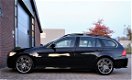 BMW 3-serie Touring - 325d 3.0 High Executive Panoramadak Sportleer M-velgen 18
