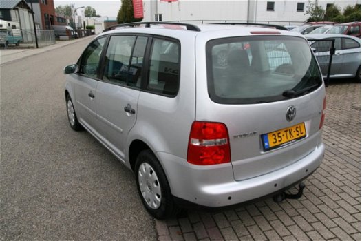 Volkswagen Touran - 1.4 TSI Optive II 140PK Airco 5drs APK Trekhaak - 1