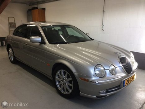 Jaguar S-type - 4.0 V8 Youngtimer - 1