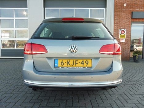 Volkswagen Passat Variant - 1.6 TDI COMFORTLINE BLUEMOTION Navigatie parkeersensoren cruisecontrole - 1