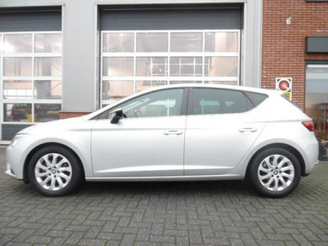 Seat Leon - 1.6 TDI LIMITED EDITION II navigatie pdc clima lichtmetaal leder - 1