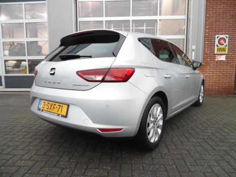 Seat Leon - 1.6 TDI LIMITED EDITION II navigatie pdc clima lichtmetaal leder - 1