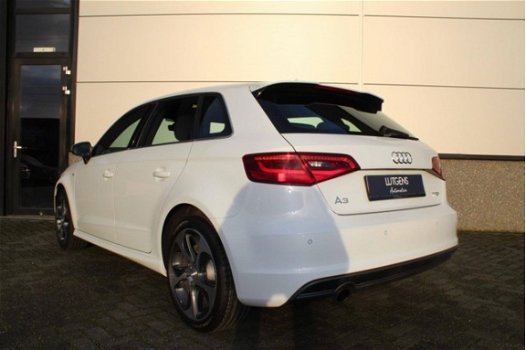 Audi A3 Sportback - 1.2 TFSI Ambiente Pro Line plus S-Line Navigatie Xenon-verlichting Garantie - 1