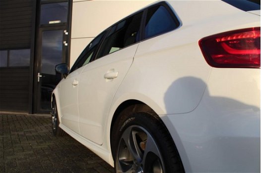 Audi A3 Sportback - 1.2 TFSI Ambiente Pro Line plus S-Line Navigatie Xenon-verlichting Garantie - 1