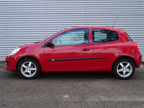 Renault Clio - 1.2-16V Authentique / Top conditie / Nieuwe apk / - 1