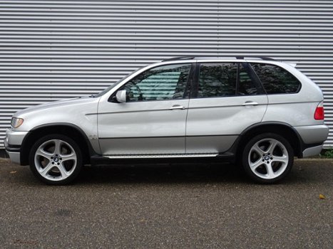 BMW X5 - 4.6is / Vol opties / Youngtimer / Schuif-kantel dakje / - 1