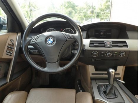 BMW 5-serie Touring - 523i Executive Automaat / Dealeronderhouden - 1