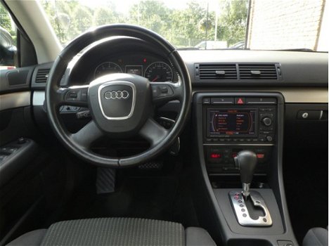 Audi A4 Avant - 2.0 Advance Automaat / Dealeronderhouden - 1