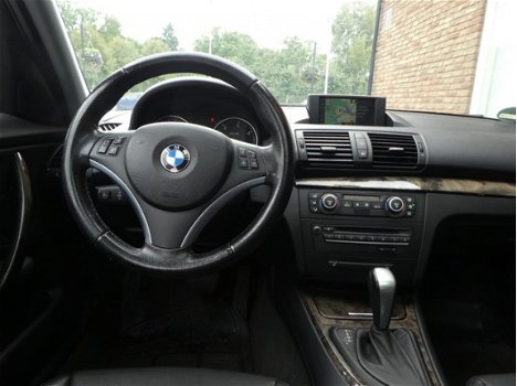 BMW 1-serie - 120d High Executive Automaat / Leder / Navi / Schuifdak - 1