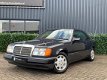 Mercedes-Benz 220 - 200-500 (W124) CE Unieke staat 1ste eigenaar 156dkm - 1 - Thumbnail