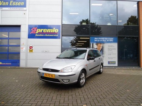 Ford Focus Wagon - 1.6-16V Futura - 1