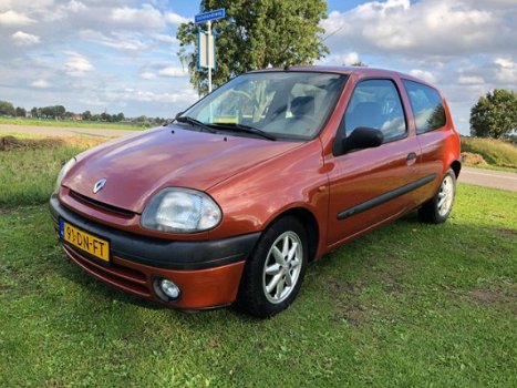 Renault Clio - CLIO; 1.4 - 1