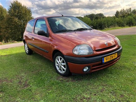 Renault Clio - CLIO; 1.4 - 1