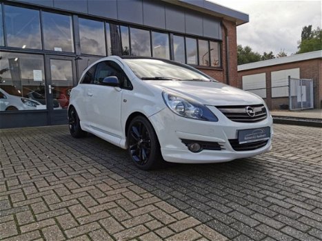 Opel Corsa - 1.4-16V Color Edition , Airco , Stuurbediening , OPC Line, Limited edition - 1