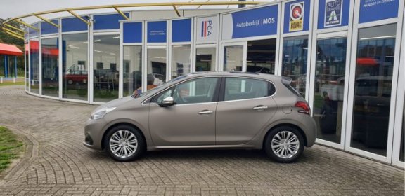 Peugeot 208 - 1.6 BlueHDi Executive/Mat/zeer speciaal Rijklaarprijs - 1