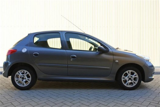 Peugeot 206 - 1.4 XS nieuwe apk - 1