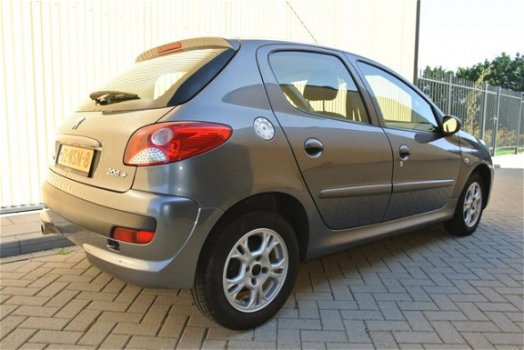 Peugeot 206 - 1.4 XS nieuwe apk - 1