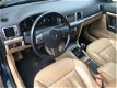 Opel Vectra Wagon - 2.2-16V Executive Aut. Airco | Cruise Control | Navigatie | Xenon | Lederen bekl - 1 - Thumbnail