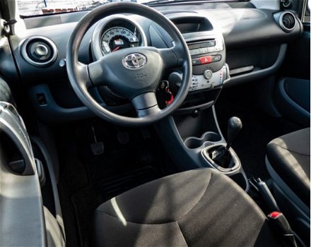 Toyota Aygo - 1.0-12V Now - dealer onderhouden - 1