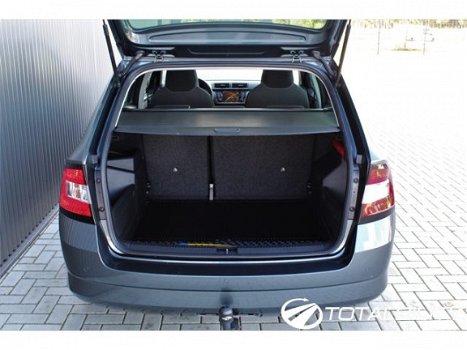 Skoda Fabia Combi - 1.4 TDI 90pk Style Business NAVI PANO SPORTSTOELEN PDC, Rijklaarprijs - 1