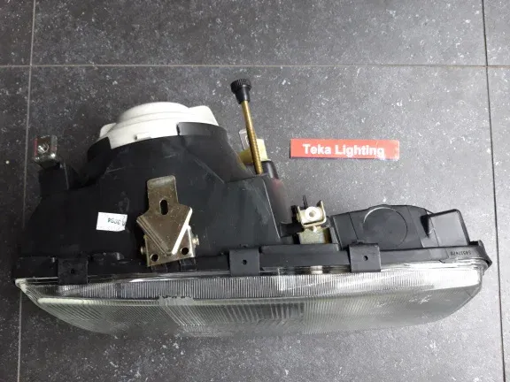 Ford Sierra Cosworth MK1 (82-87) Koplamp Lucas LXB137 62232 H4 Rechts NOS - Afbeelding 4
