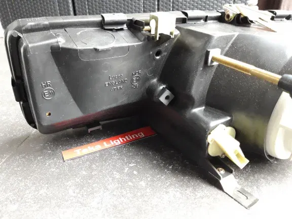 Ford Sierra Cosworth MK1 (82-87) Koplamp Lucas LXB137 62232 H4 Rechts NOS - Afbeelding 6