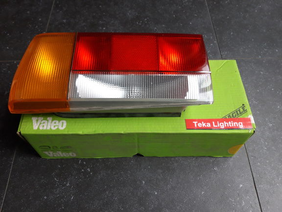 Peugeot 505 Berline (79-85) Achterlicht Valeo 082030 Links NOS - Afbeelding 2