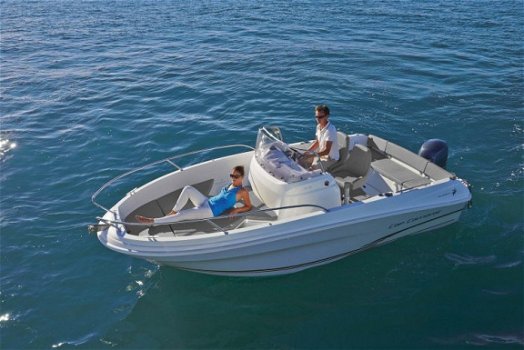 Jeanneau Cap Camarat 5.5 CC - 6