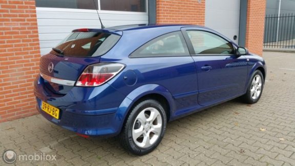 Opel Astra GTC - 1.6 Sport - 1