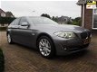 BMW 5-serie - 530i High Executive ACTIEPRIJS |272 PK | NL Auto | Leder | Navigatie | Bi-Xenon | - 1 - Thumbnail