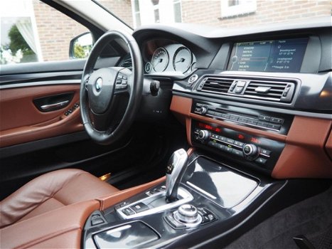 BMW 5-serie - 530i High Executive ACTIEPRIJS |272 PK | NL Auto | Leder | Navigatie | Bi-Xenon | - 1