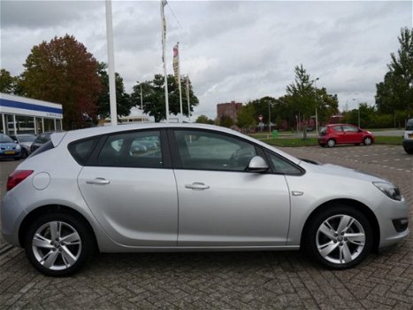 Opel Astra - 1.4 Turbo Business +(ECC/NAVI/ENZ......) - 1