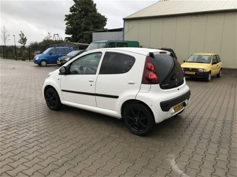 Peugeot 107 - 1.0 Active - 1