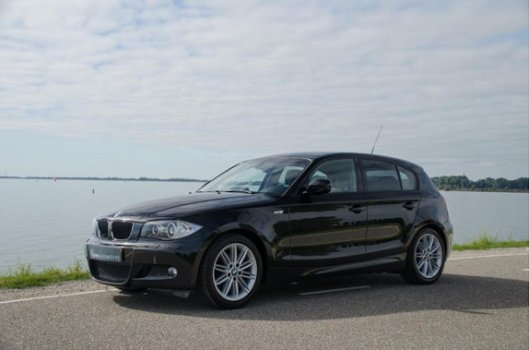 BMW 1-serie - 118i High Executive M Sport Edition - 1