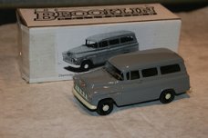 Chevrolet Suburban 1955 1/43 Brooklin