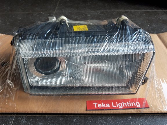Alfa Romeo 155 (92-97) Koplamp Bosch 0301085106 Rechts NOS - nr. 1