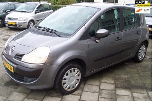 Renault Grand Modus - 1.6-16V Expression Automaat.Airco.Zuinig.Stuurwielbediening.Cruise.Apk - 1