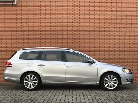 Volkswagen Passat Variant - 2.0 TDI Comfortline BlueMotion | Navigatie | Climate | Cruise Control | - 1