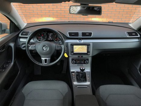 Volkswagen Passat Variant - 2.0 TDI Comfortline BlueMotion | Navigatie | Climate | Cruise Control | - 1