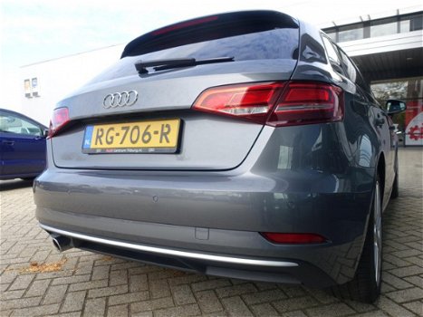 Audi A3 Sportback - 1.6 TDI 110pk Sport, NAVIGATIE, 17 INCH, PDC ACHTER - 1