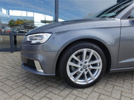 Audi A3 Sportback - 1.6 TDI 110pk Sport, NAVIGATIE, 17 INCH, PDC ACHTER - 1