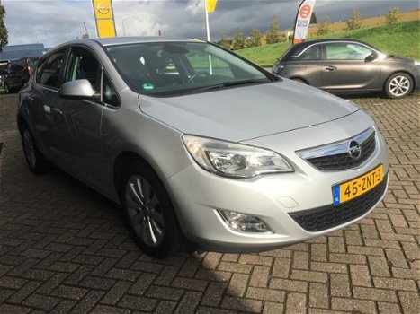 Opel Astra - 1.4i Turbo Cosmo 5 Drs. 120pk Climate | LMV - 1