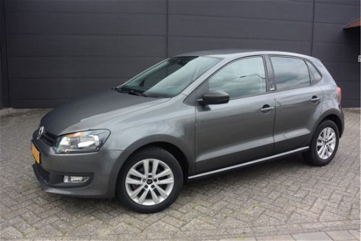 Volkswagen Polo - 1.4-16V HIGHLINE - 1